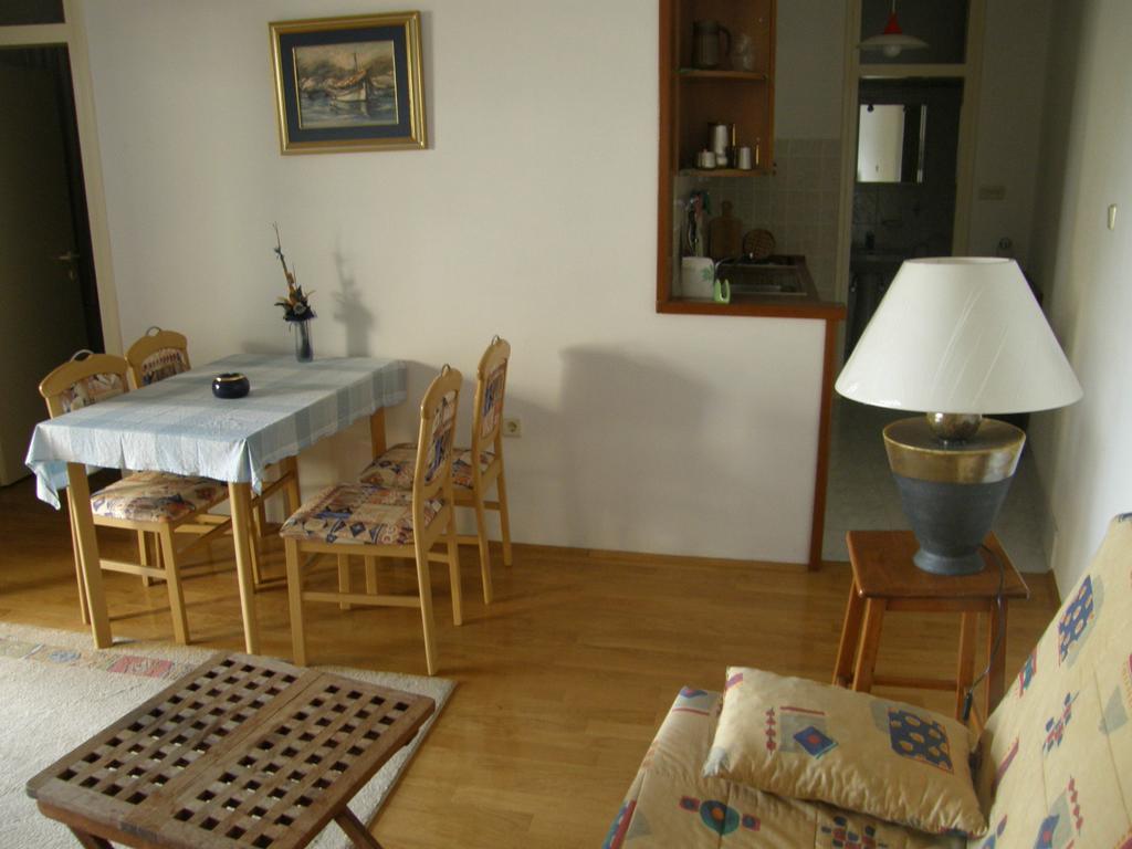 Marina Apartment Crikvenica Exterior foto